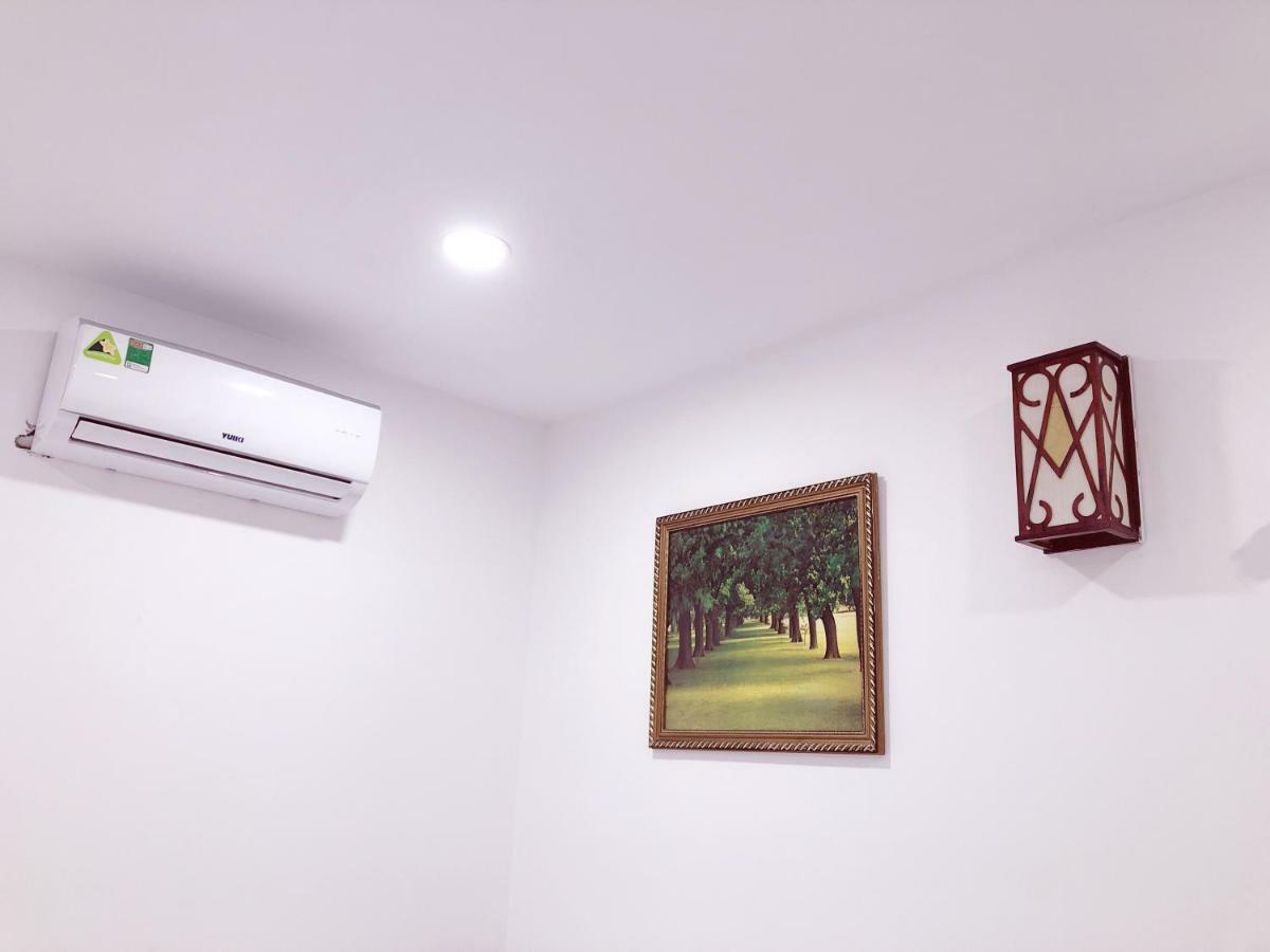 Khách sạn Aurora